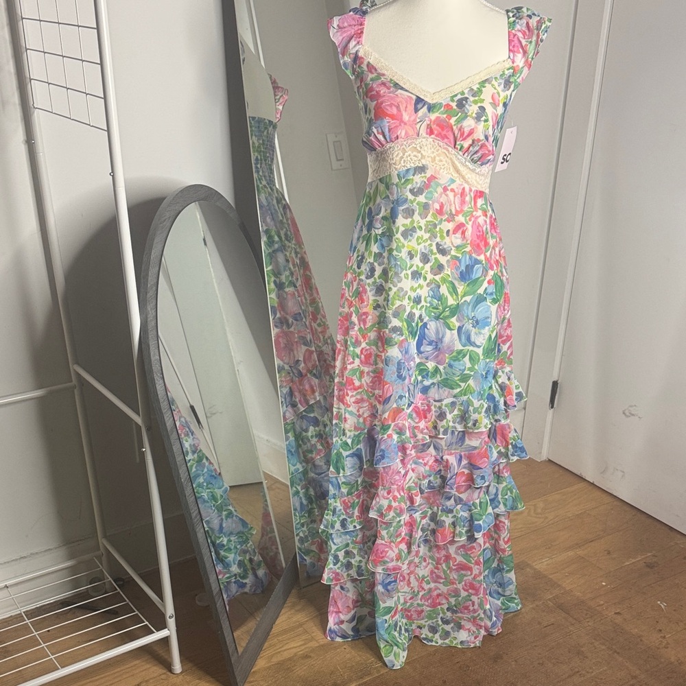 Floral Maxi 🚨BOGO 50% OFF  - SO Pink, Blue, Green, Lace Detail - NWT - Sz Med